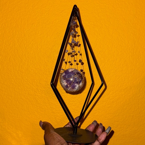 Amethyst Chips Black Geometric Sphere Holder & Sphere! ๐น๐น - Picture 1 of 5
